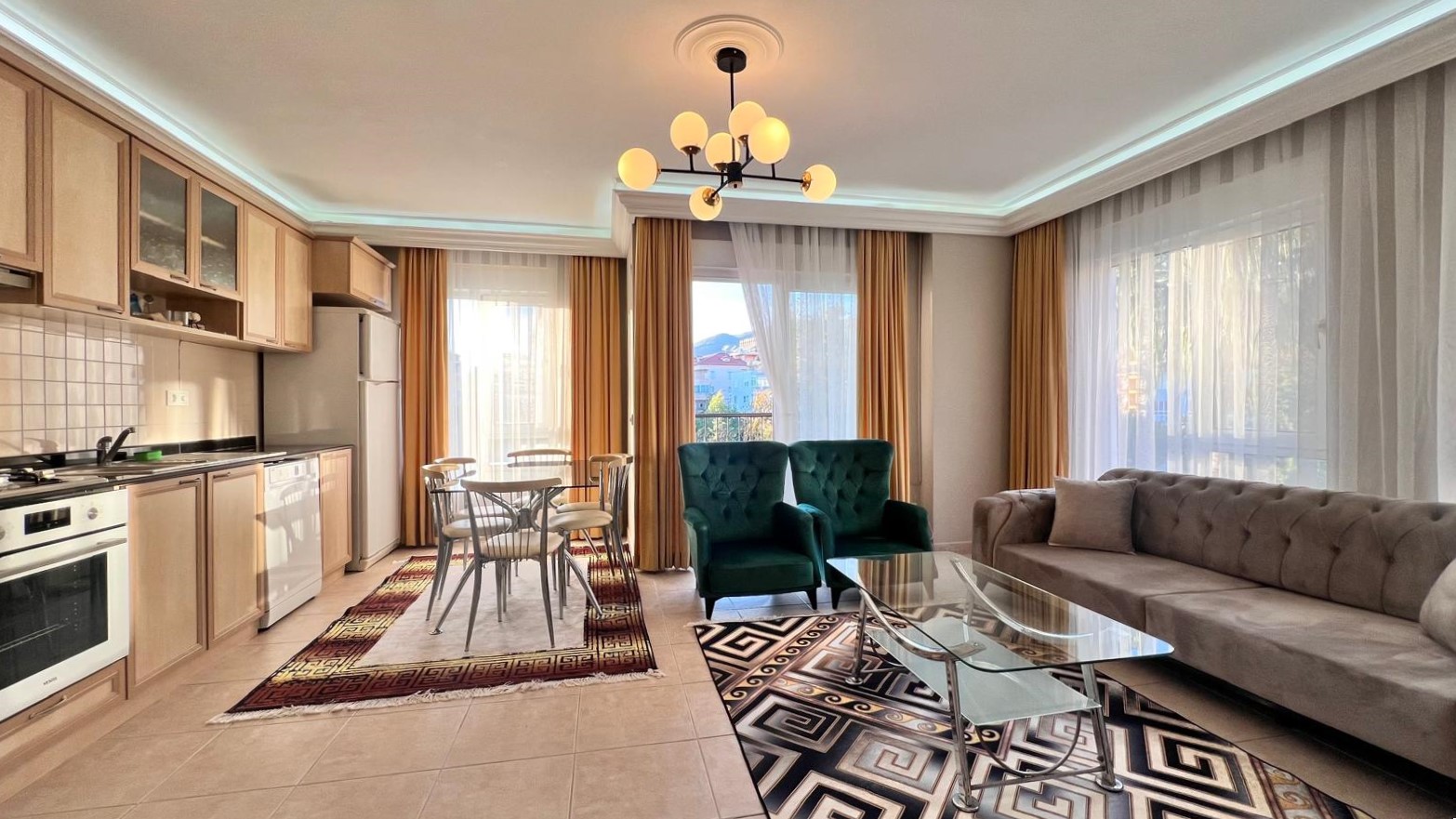 ALANYA MERKEZDE DENİZ KALE MANZARALI EŞYALI DAİRE - 2