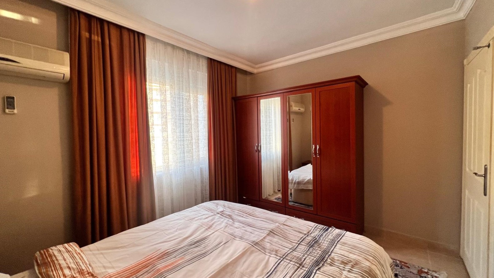 ALANYA MERKEZDE DENİZ KALE MANZARALI EŞYALI DAİRE - 5