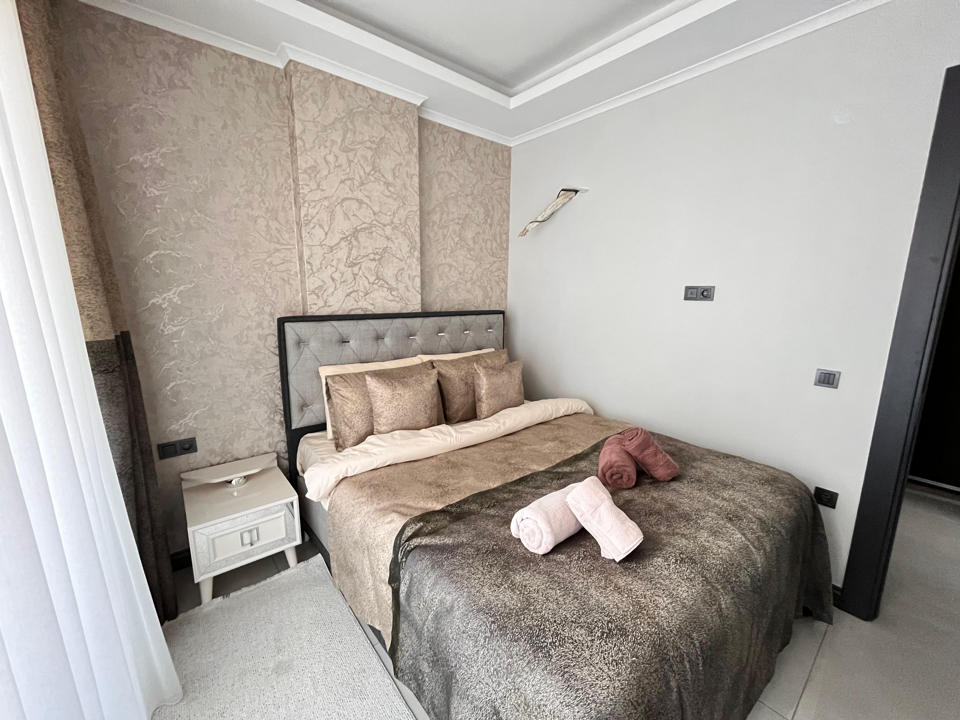 ALANYA HASBAHÇE'DE LÜKS EŞYALI 1+1 DAİRE - 4