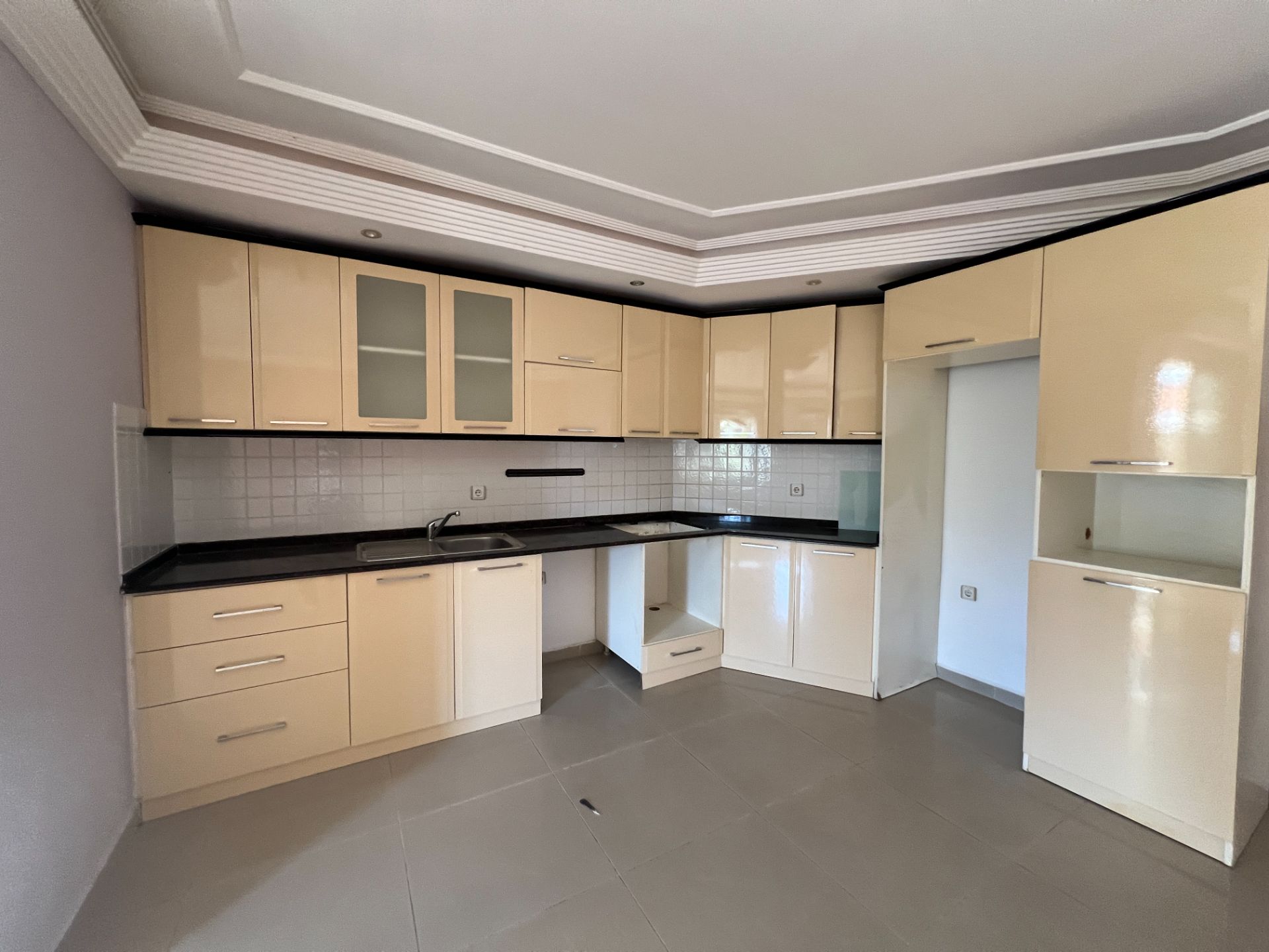 ALANYA OBA'DA SİTEDE EBEVEYN BANYOLU 2+1 DAİRE - 12