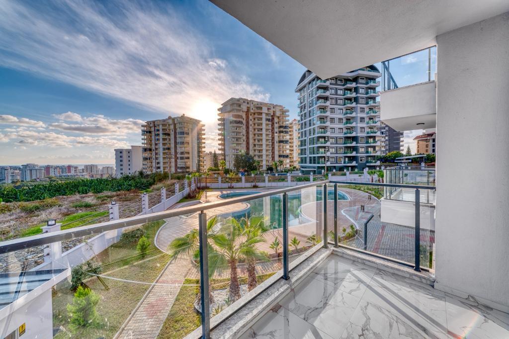 ALANYA MAHMUTLAR'DA DUBLEKS ESYALI REZİDANS DAİRE - 15