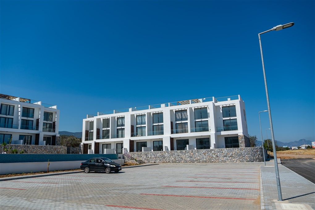 KIBRIS'TA DENİZ MANZARALI 1+1 YATIRIM FIRSATI - 7