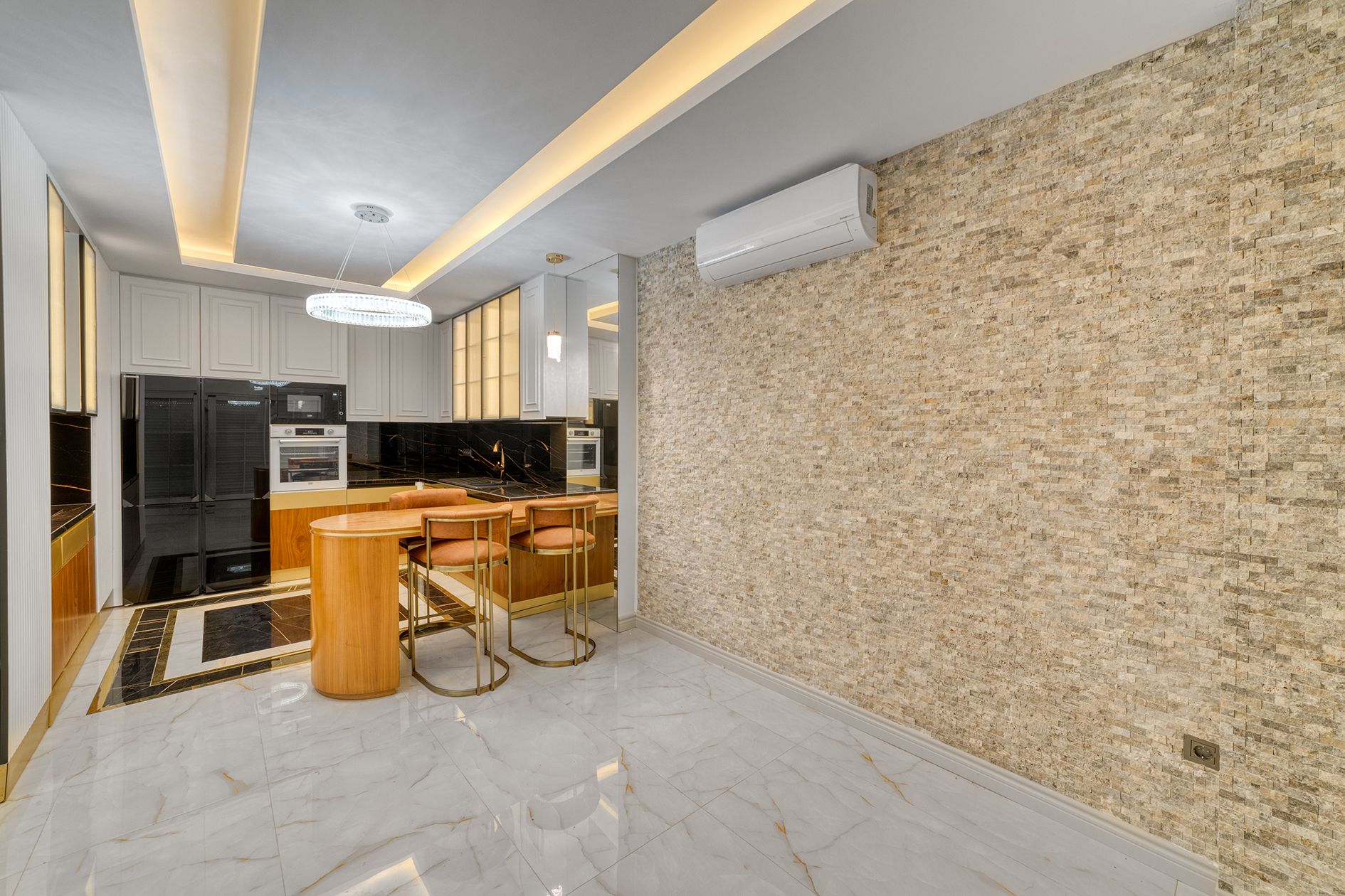 ALANYA TEPE'DE VATANDASLIKLI LÜKS EŞYALI VİLLA - 8