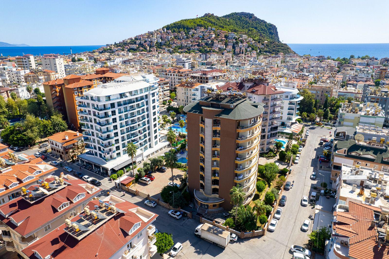 ALANYA MERKEZDE VATANDASLIKLI 4+1 AYRI MUTFAK ESYALI DAİRE FIRSATI - 13