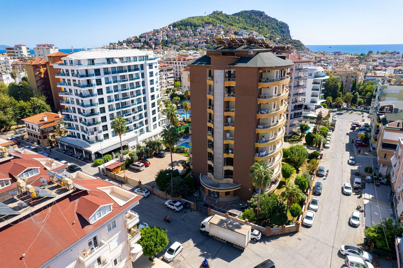 ALANYA MERKEZDE VATANDASLIKLI 4+1 AYRI MUTFAK ESYALI DAİRE FIRSATI - 14