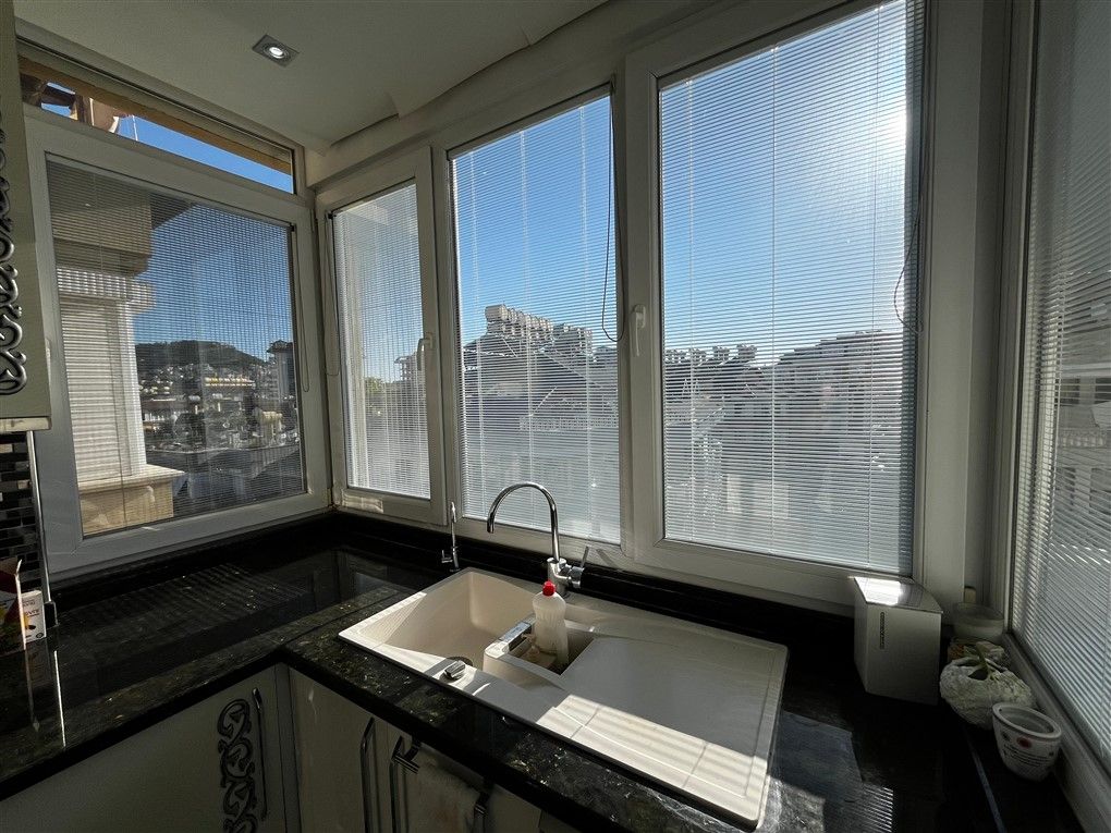 ALANYA MERKEZDE VATANDASLIK-İKAMET FIRSATLI 5+1 AYRI MUTFAK DAİRE - 3