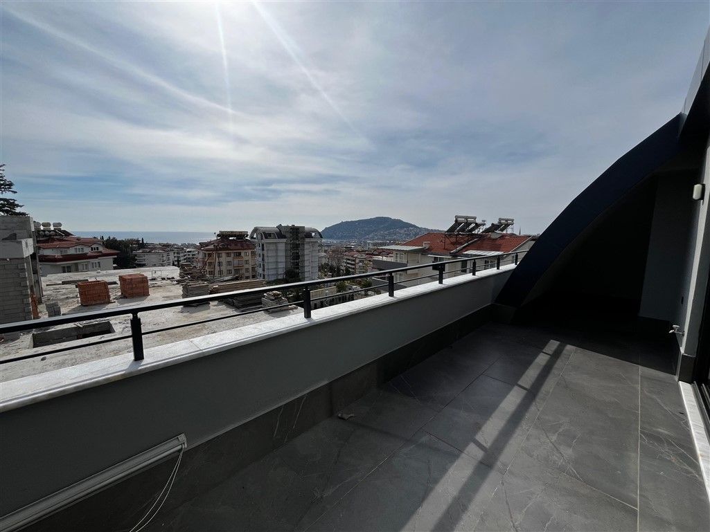ALANYA BÜYÜKASBAHÇE'DE 4+1 EBEVEYN BANYOLU LÜKS DAİRE - 6