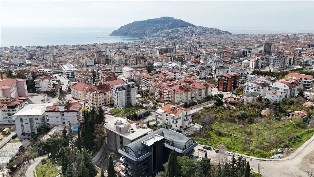 ALANYA BÜYÜKASBAHÇE'DE 4+1 EBEVEYN BANYOLU LÜKS DAİRE - 14