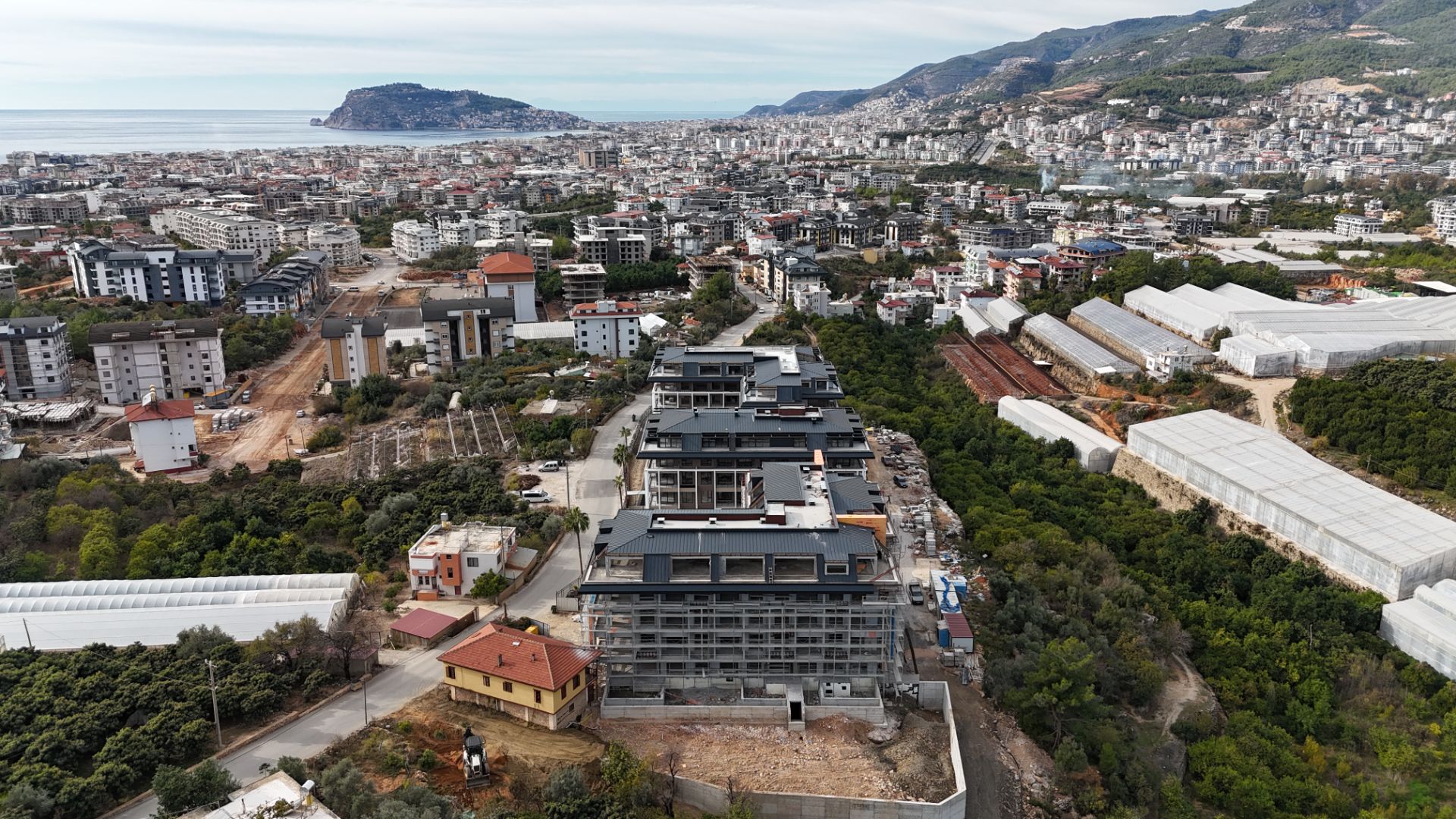 ALANYA OBA BÖLGESİNDE ESYALI 1+1 REZİDANS - 2