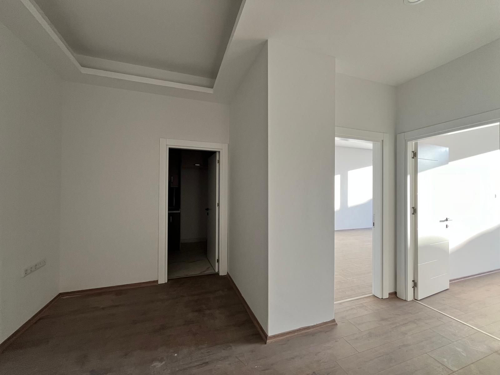 ALANYA OBA BÖLGESİNDE İŞ MERKEZİNDE DAİRE-OFİS KONSEPTLİ AYRI MUTFAK 2+1 - 5
