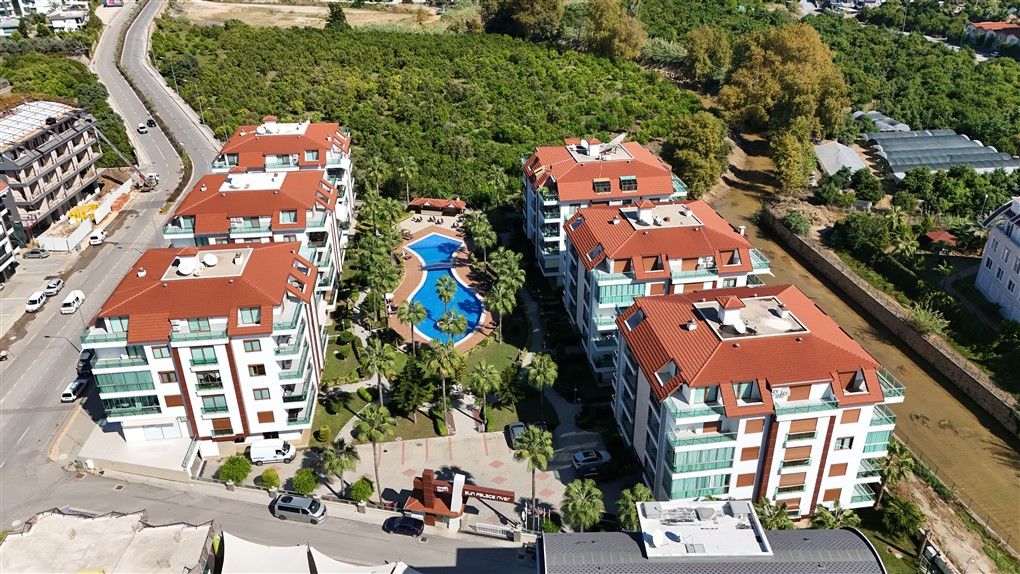 ALANYA OBA BÖLGESİNDE 4+1 AYRI MUTFAK DUBLEKS GENİŞ REZİDANS - 16