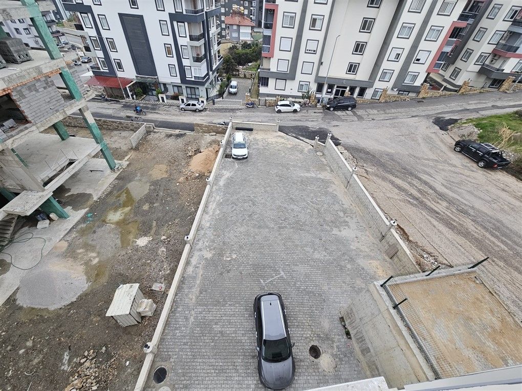 ALANYA ÇIPLAKLI AYRI MUTFAKLI 2+1 DAİRE - 8