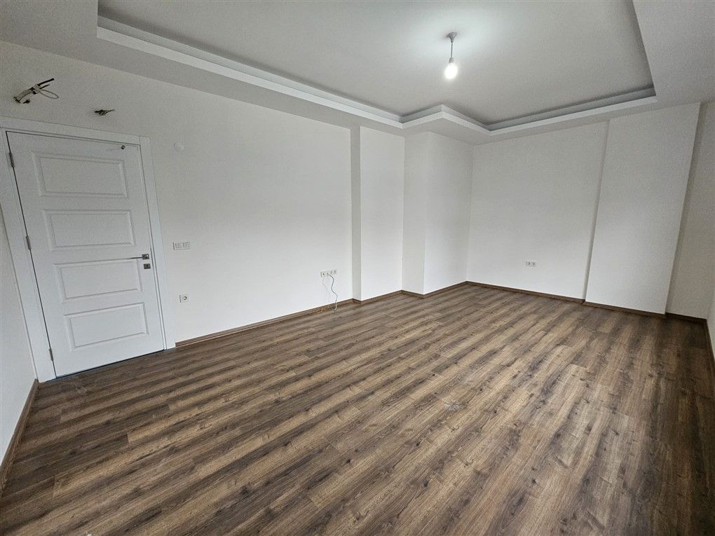 ALANYA ÇIPLAKLI AYRI MUTFAKLI 2+1 DAİRE - 11