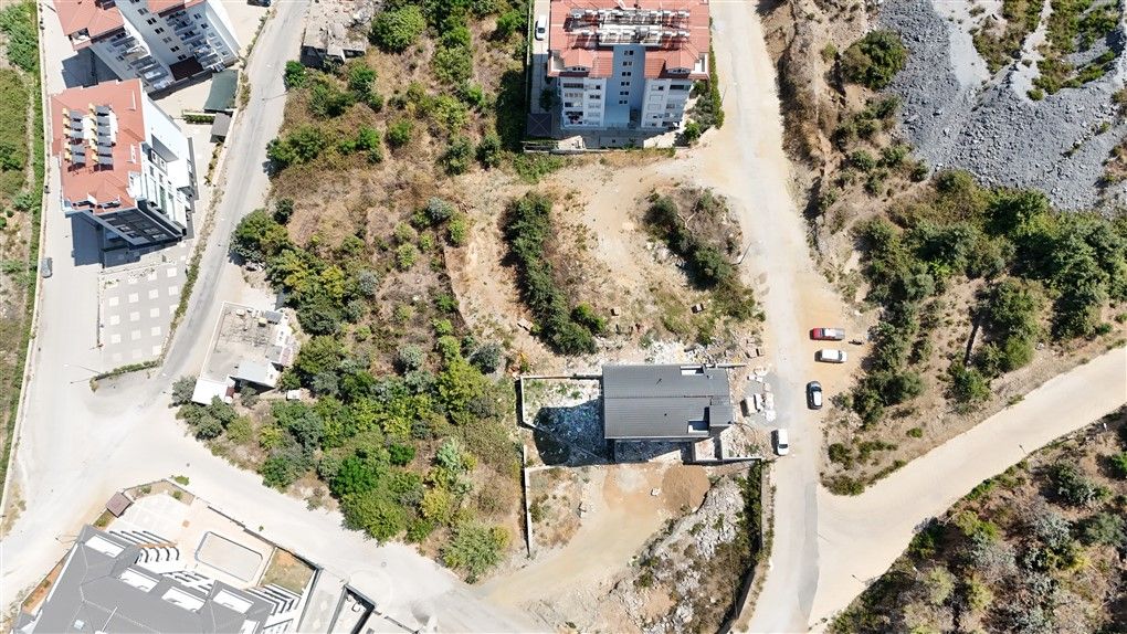 ALANYA ÇIPLAKLI'DA 3+1 EBEVEYN BANYOLU GENİŞ DAİRE  - 2