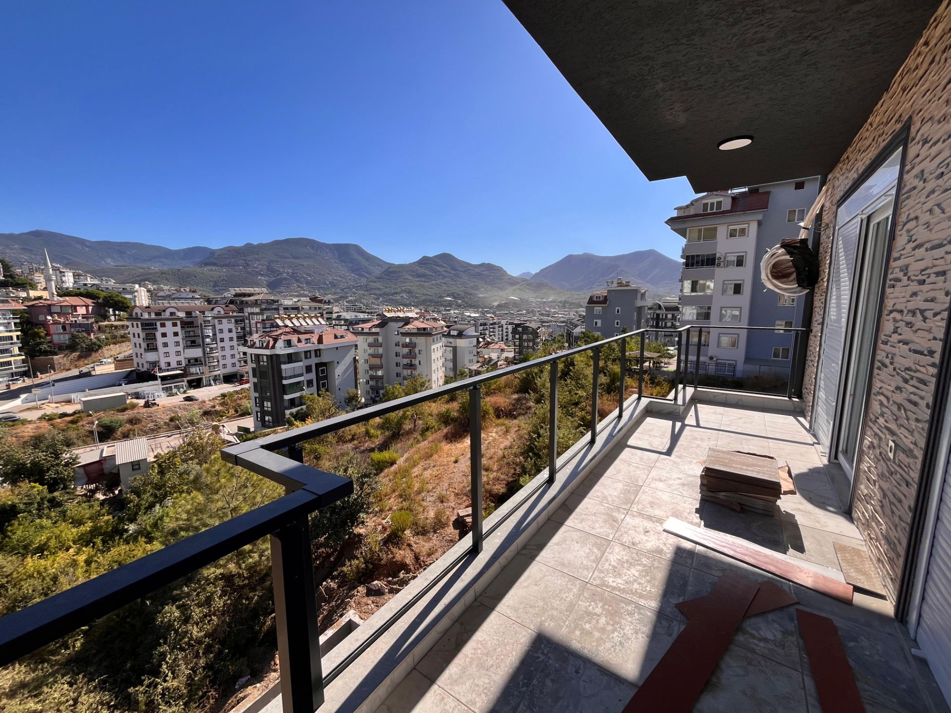 ALANYA ÇIPLAKLI'DA 3+1 EBEVEYN BANYOLU GENİŞ DAİRE  - 15