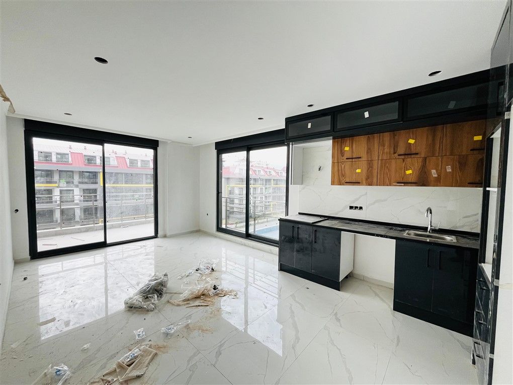 ALANYA KESTEL'DE LÜKS SİTEDE 2+1 DAİRE - 9