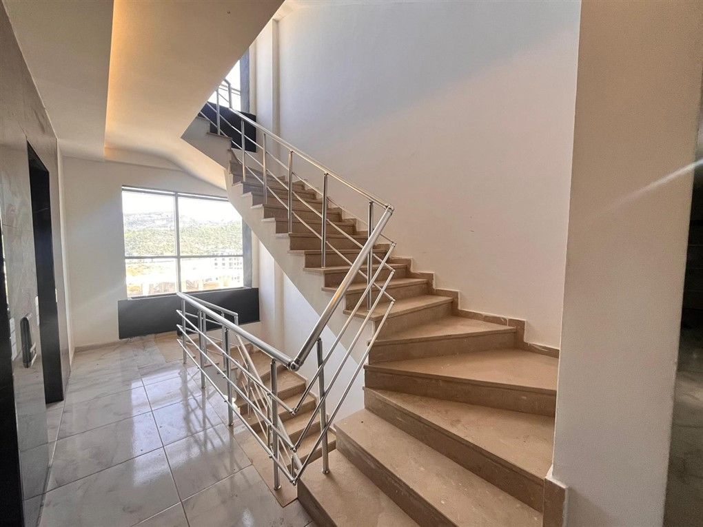 ALANYA DEMİRTAŞ'TA 1+1 LÜKS SİTEDE DAİRE - 1