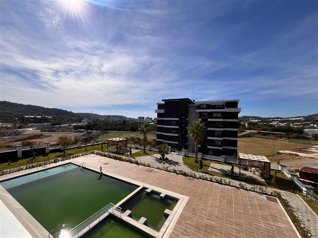 ALANYA DEMİRTAŞ'TA 1+1 LÜKS SİTEDE DAİRE - 11