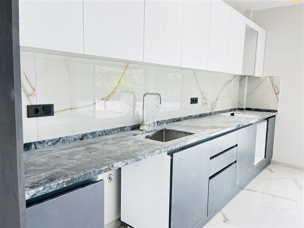 ALANYA İNCEKUM BÖLGESİNDE DENİZE YAKIN 2+1 DAİRE FIRSATI - 5