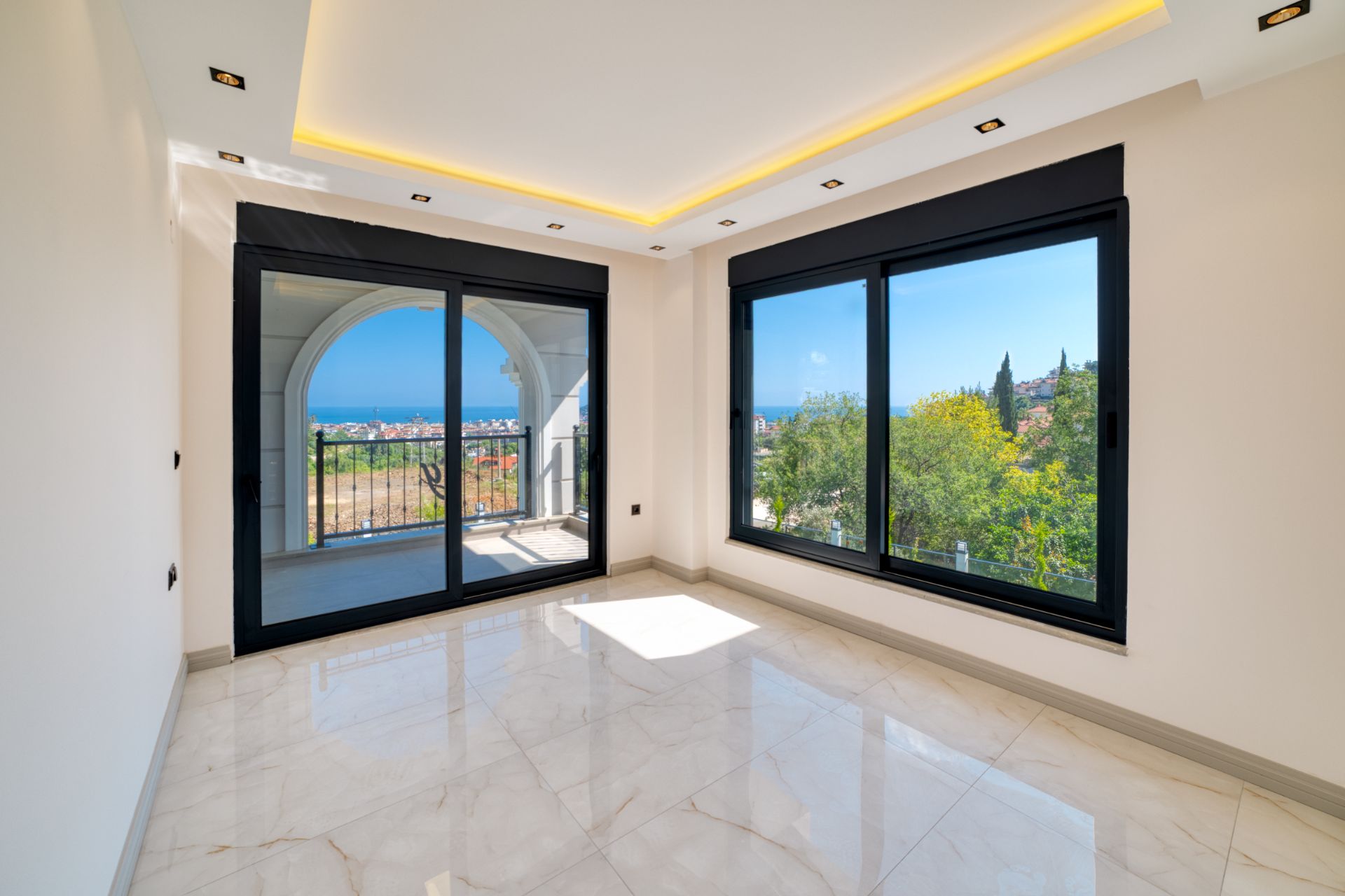 INFINITY VILLAS | Tepe, Alanya'da Türk Vatandaşlığına Uygun Lüks Villalar - 12