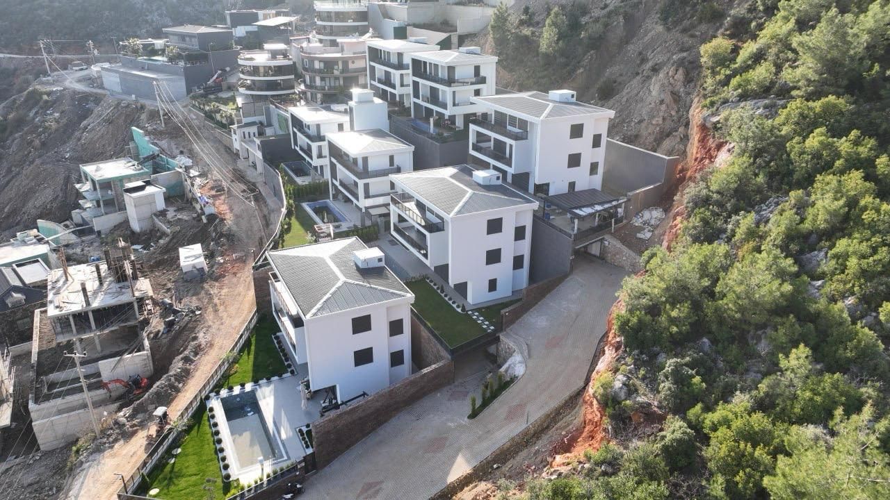 WHITE VILLA | Tepe, Alanya'da Türk Vatandaşlığına Uygun Lüks Villa - 6