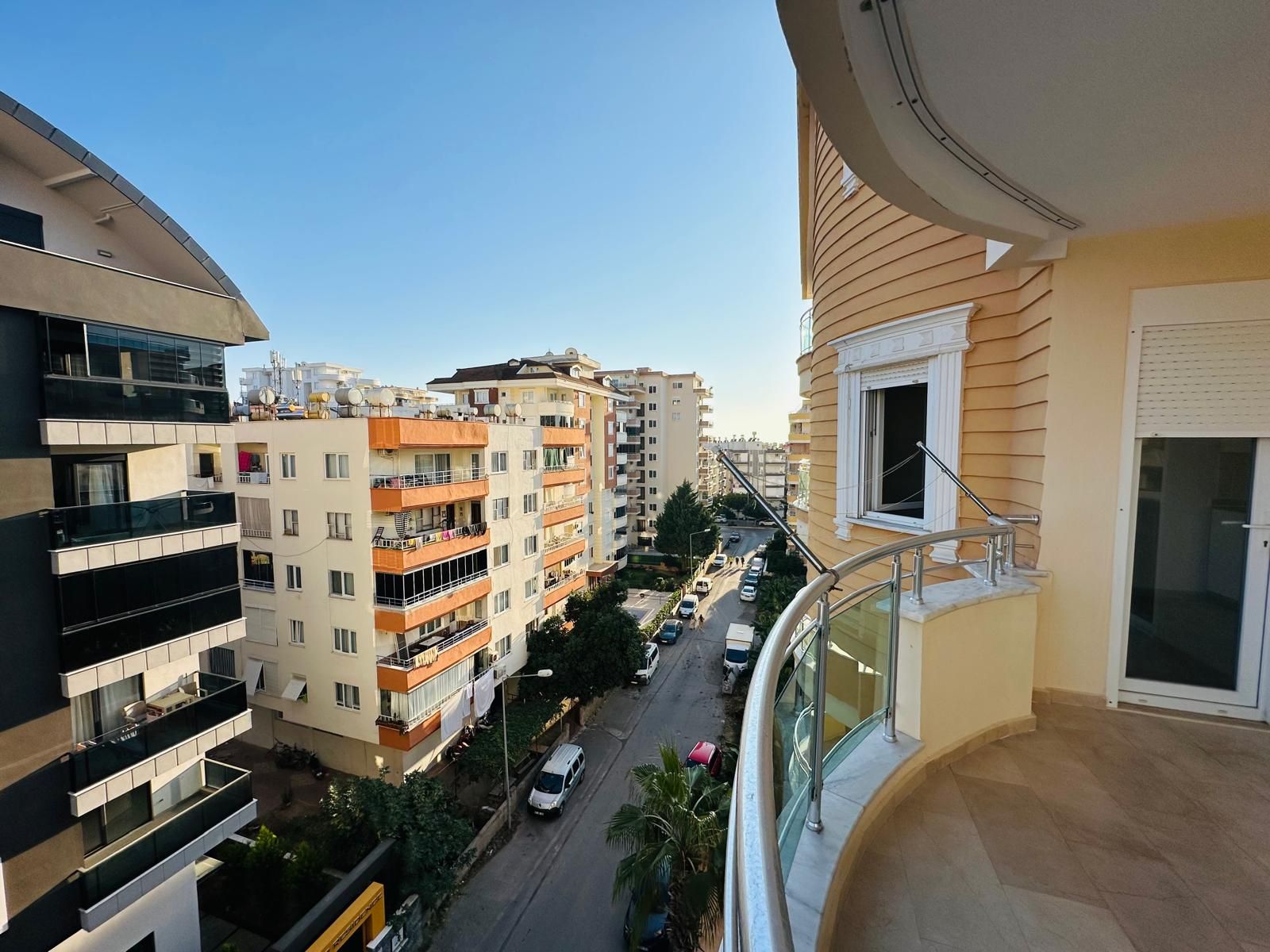 MAHMUTLAR'IN MERKEZİNDE GENİŞ VE KULLANIŞLI 2+1 SATILIK DAİRE - 24