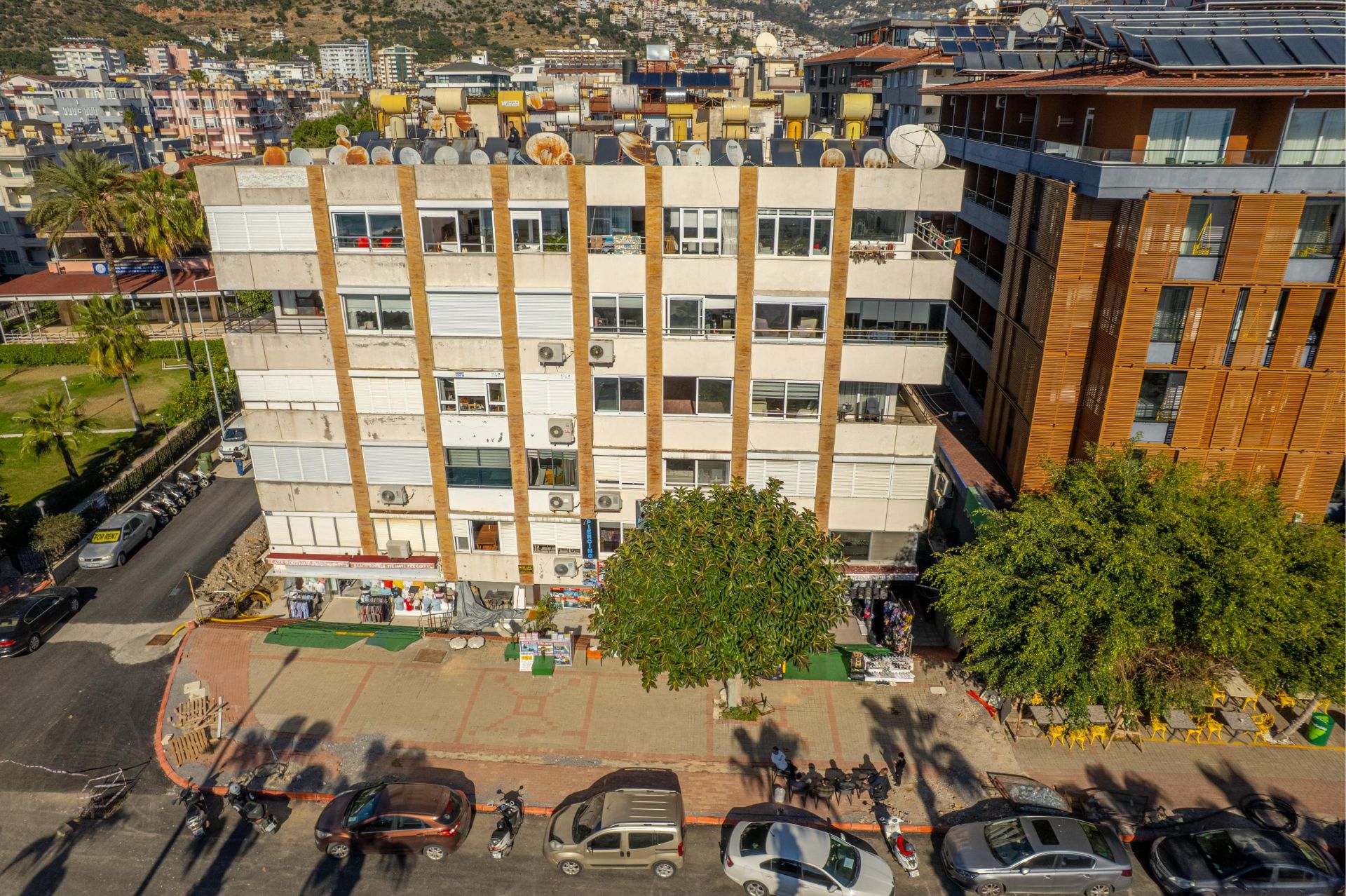ALANYA CLEOPATRA'DA DENİZE SIFIR KONUMDA ÖZEL TASARIM 2+1 LÜKS DAİRE - 6