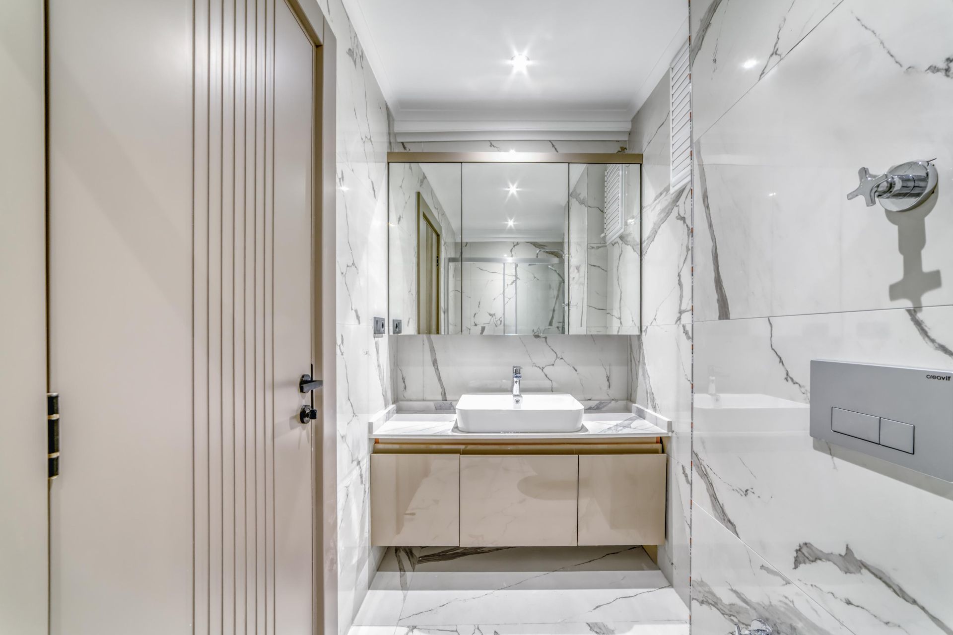 ALANYA CLEOPATRA'DA DENİZE SIFIR KONUMDA ÖZEL TASARIM 2+1 LÜKS DAİRE - 20