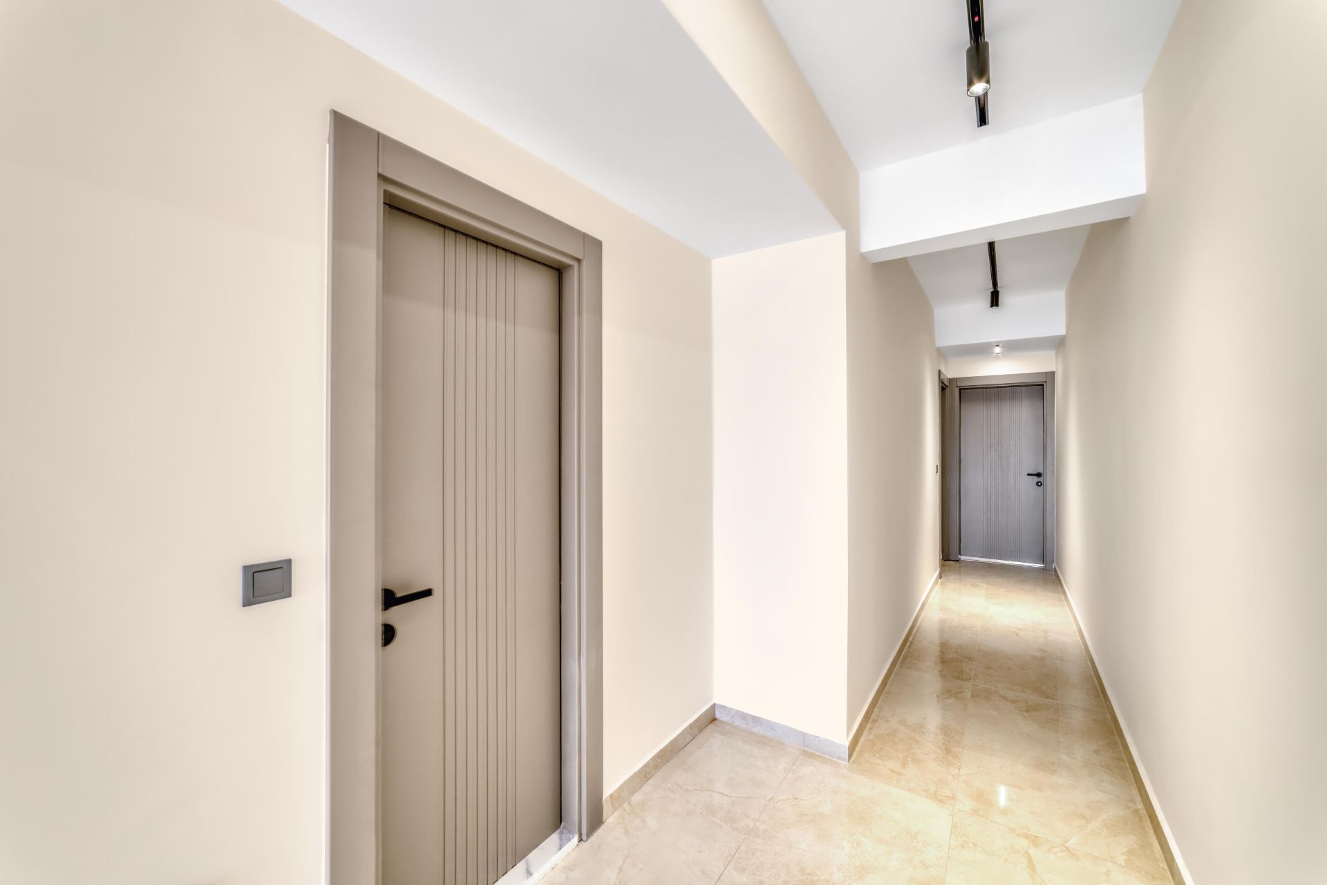 ALANYA CLEOPATRA'DA DENİZE SIFIR KONUMDA ÖZEL TASARIM 2+1 LÜKS DAİRE - 26
