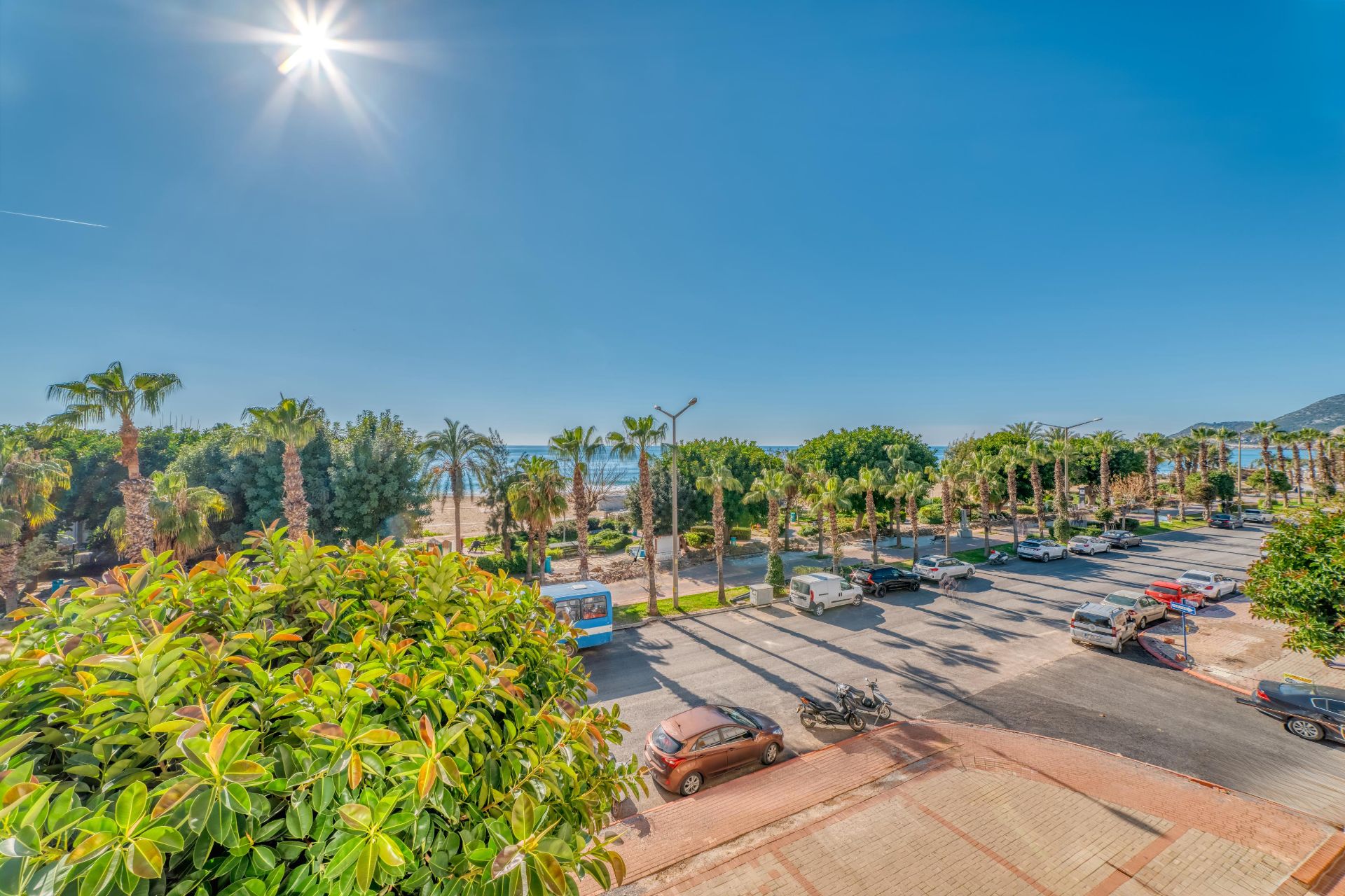 ALANYA CLEOPATRA'DA DENİZE SIFIR KONUMDA ÖZEL TASARIM 2+1 LÜKS DAİRE - 30