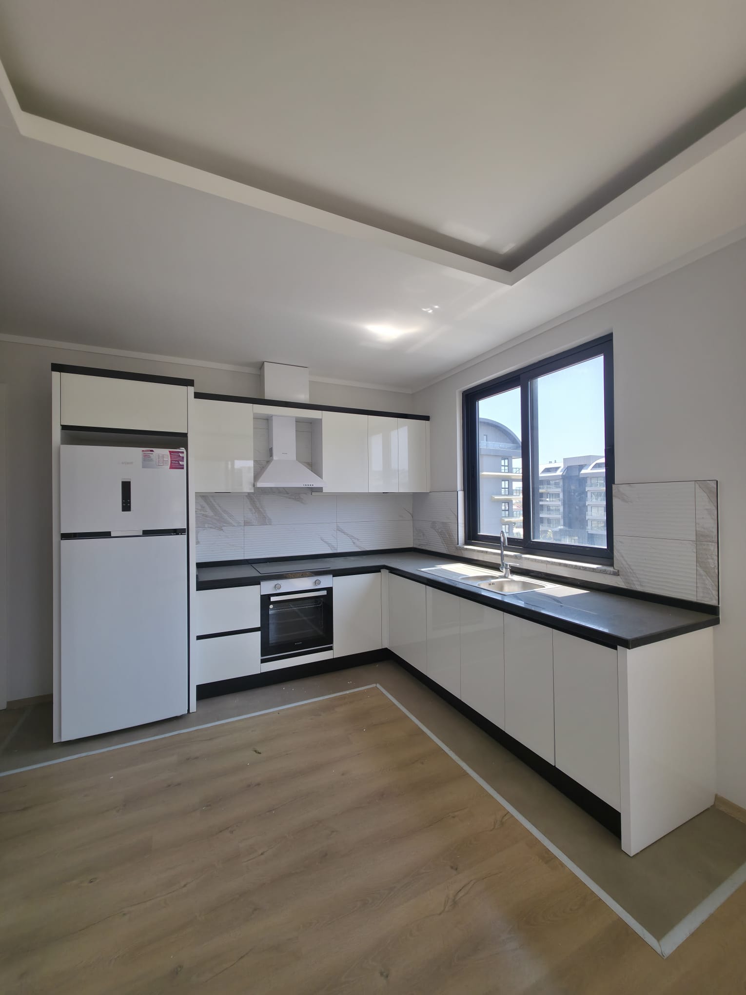 KARGICAK YENİSEY YAPARLI TWINS'TE DENİZE 150 METRE SATILIK 1+1 DAİRE - 7