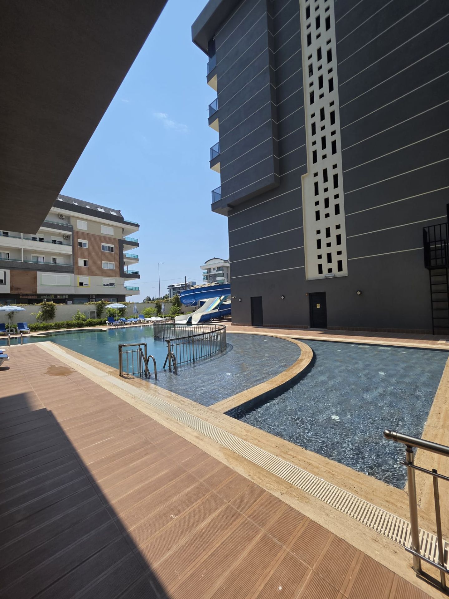 KARGICAK YENİSEY YAPARLI TWINS'TE DENİZE 150 METRE SATILIK 1+1 DAİRE - 11