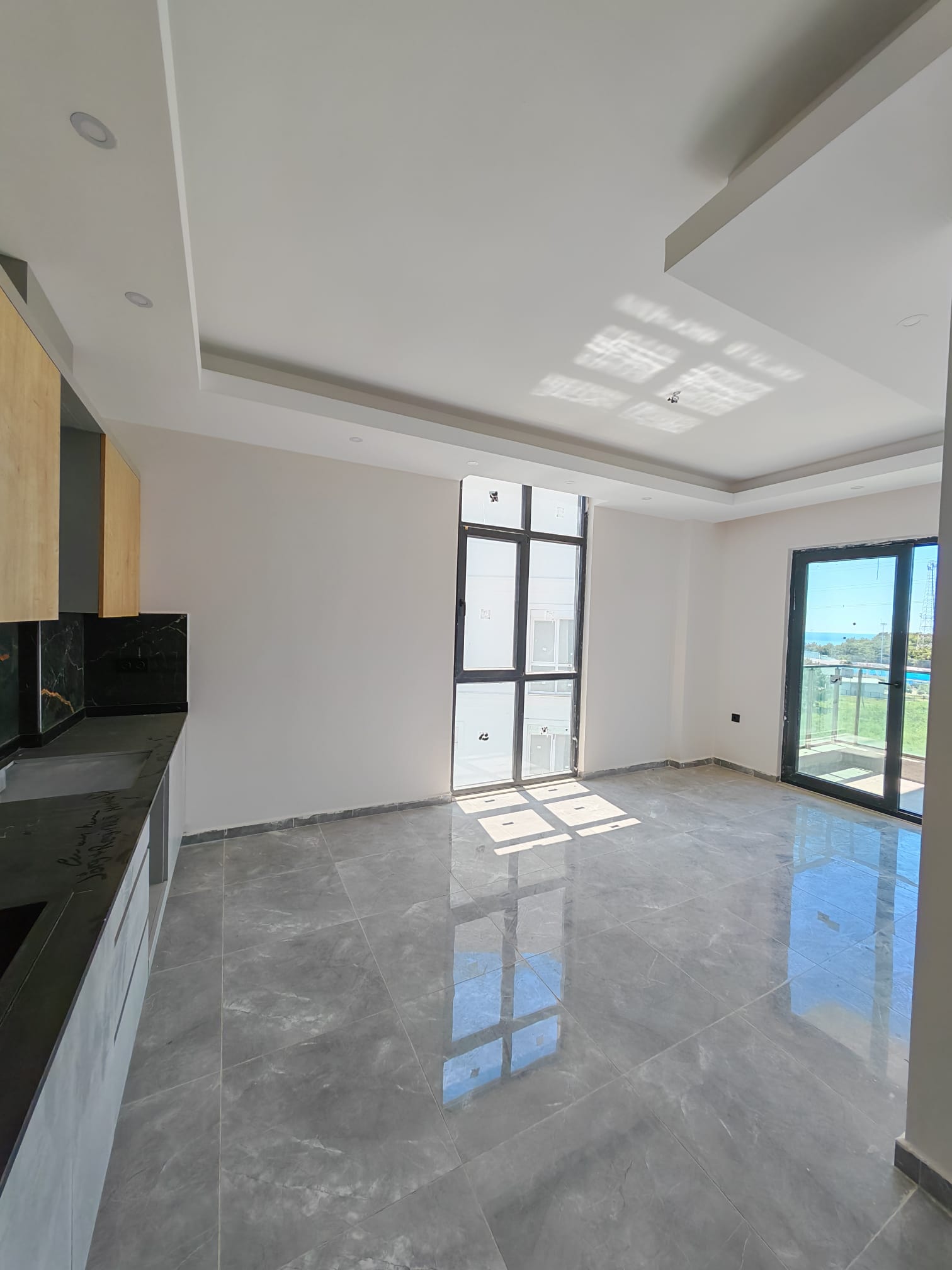 AVSALLAR'DA SOSYAL DONANIMLI SİTEDE 2+1 SATILIK DAİRE - 17