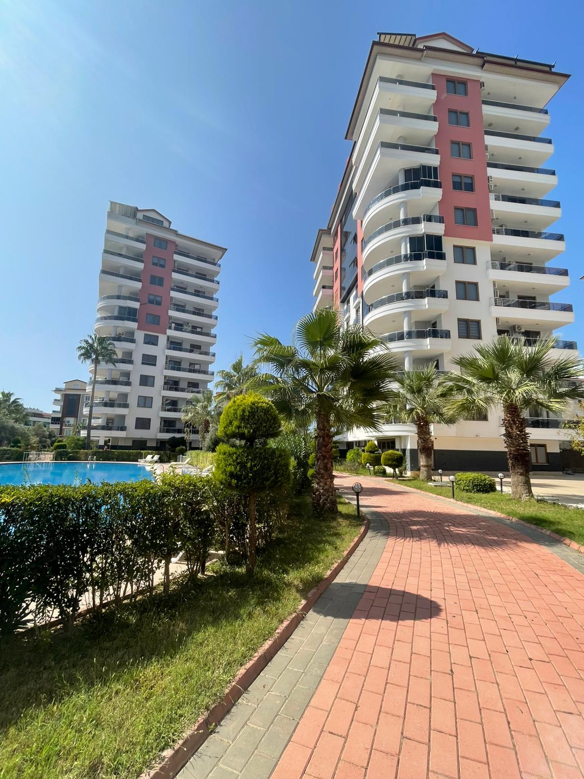 TAMAMI VATANDAŞLIĞA UYGUN | CİKCİLLİ KALE ŞEHİR 1'DE SATILIK 4+1 GENİŞ DAİRE - 8