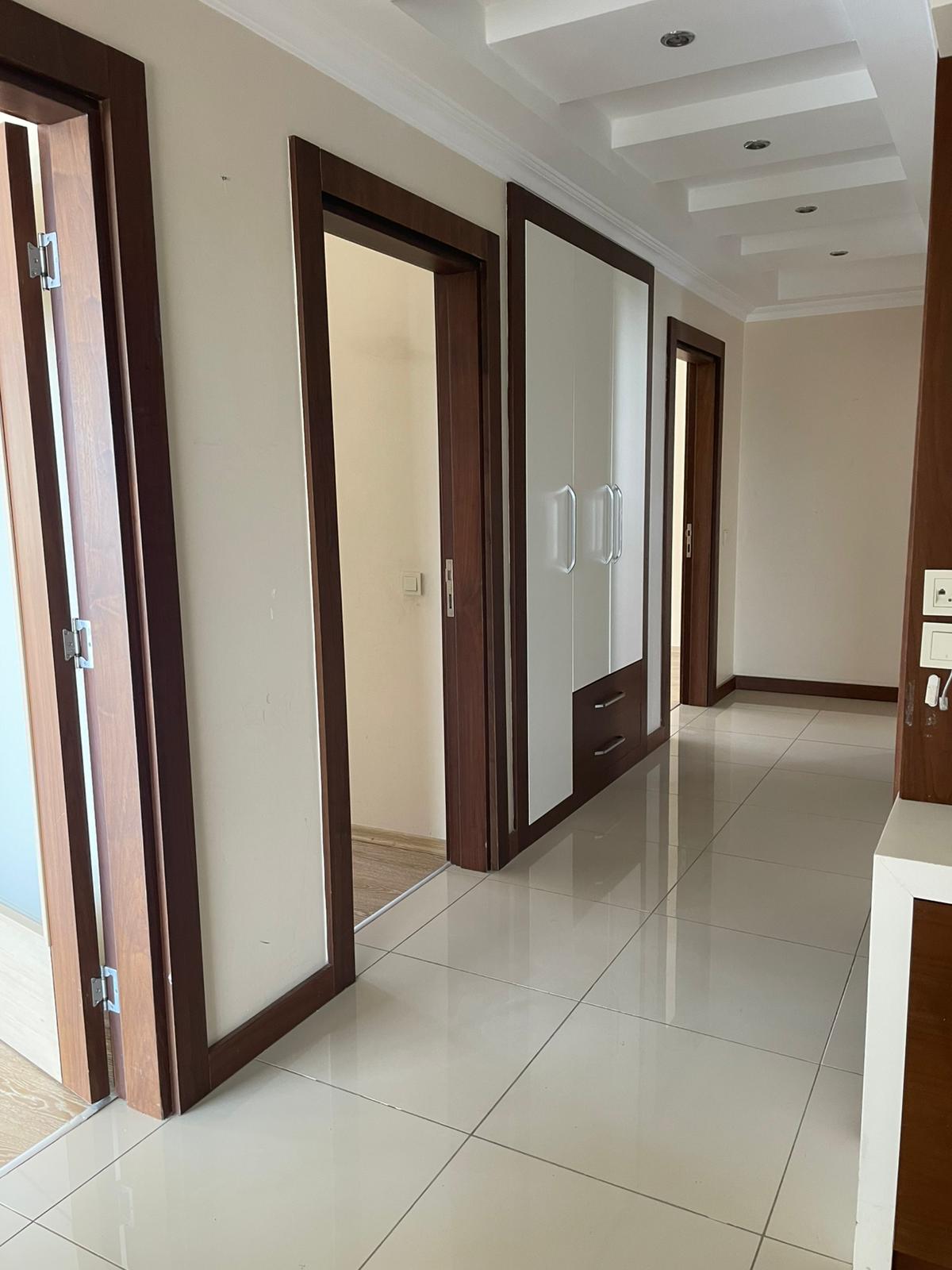 TAMAMI VATANDAŞLIĞA UYGUN | CİKCİLLİ KALE ŞEHİR 1'DE SATILIK 4+1 GENİŞ DAİRE - 50