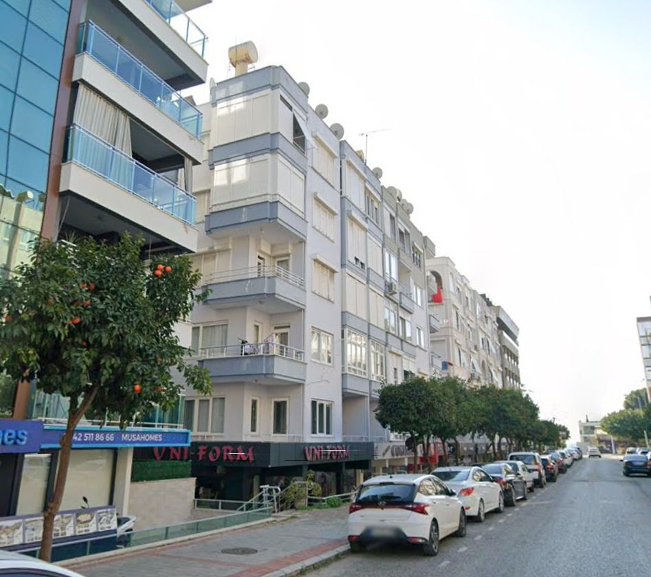 GÜLLERPINARI'NDA SAHİLE 100 METRE MESAFEDE SATILIK 3+1 GENİŞ DAİRE - 2