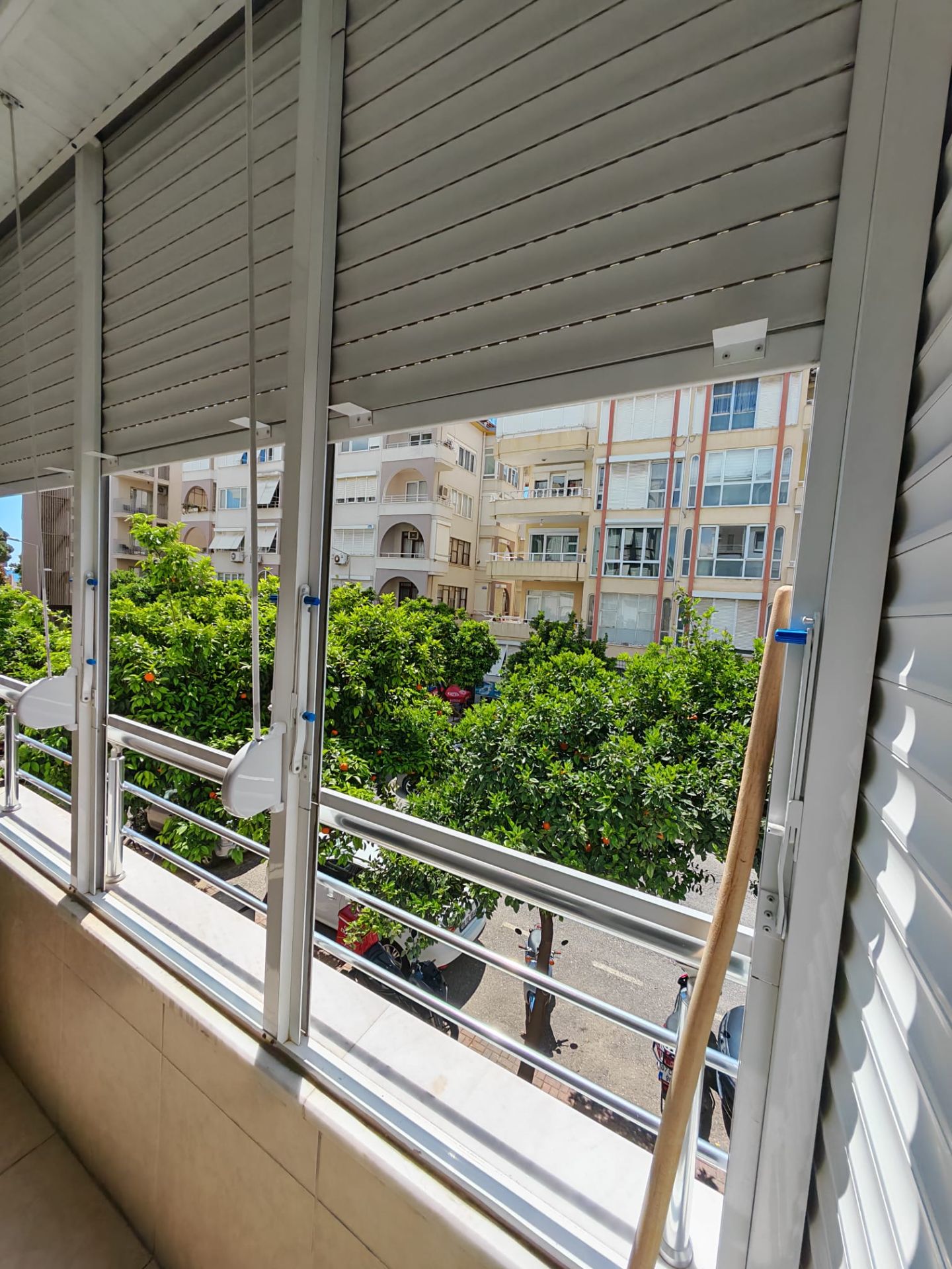 GÜLLERPINARI'NDA SAHİLE 100 METRE MESAFEDE SATILIK 3+1 GENİŞ DAİRE - 17