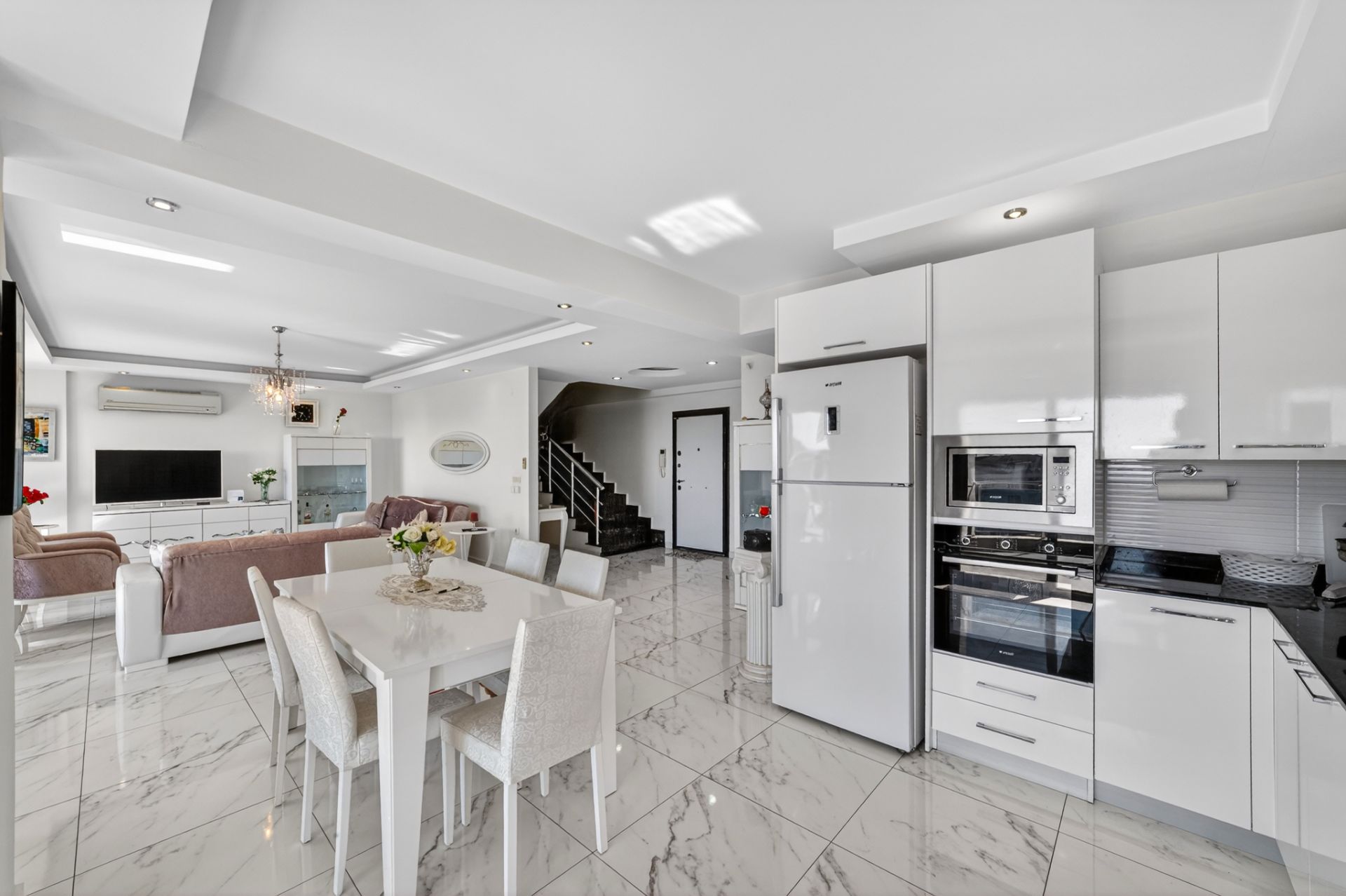 Crystal Park 2 Residence'da Satılık 3+1 Deniz Manzaralı Lüks Daire - 11