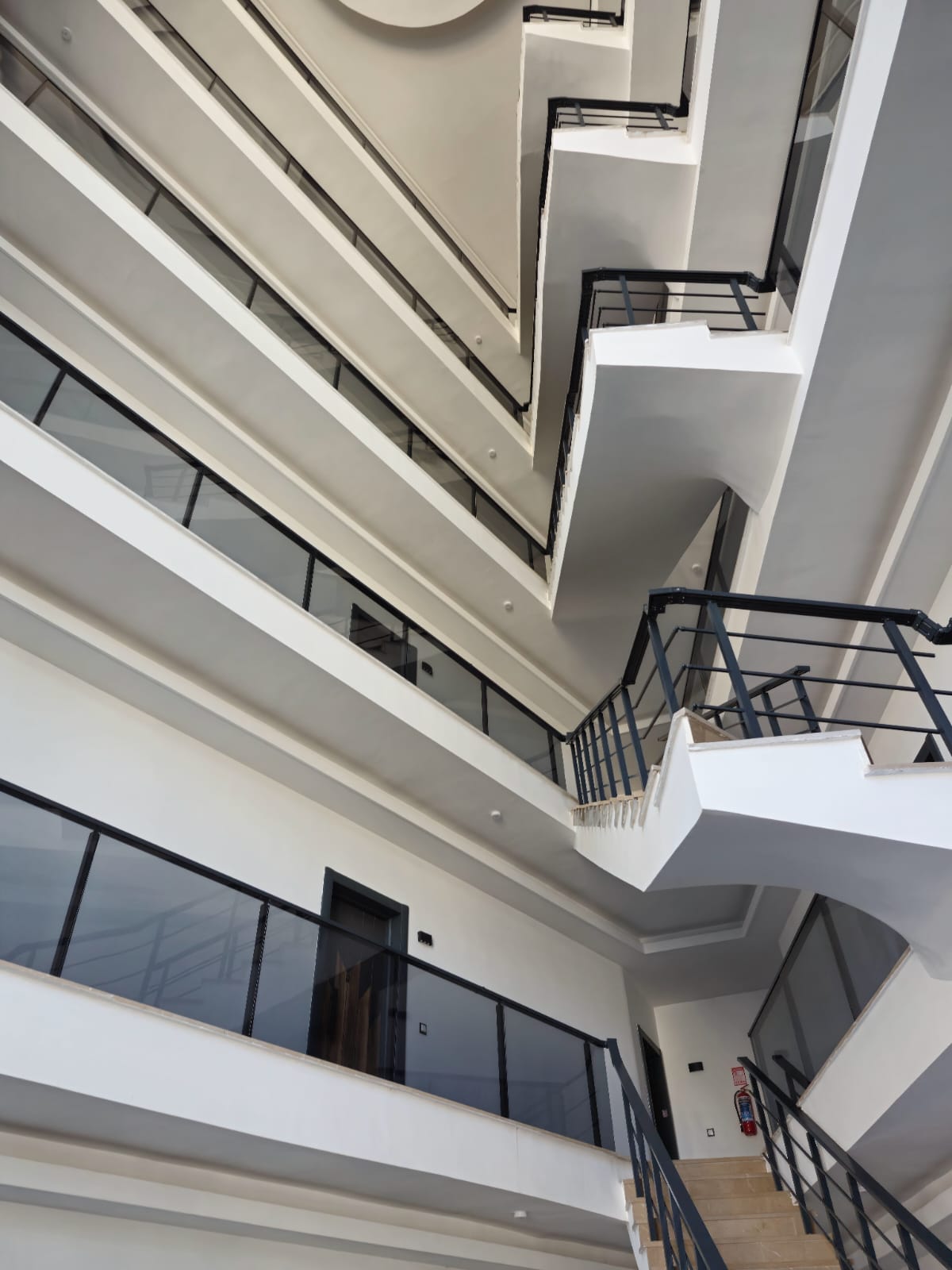 ALANYA KESTEL – CALIFORNIA RESIDENCE'DA DENİZE 150 METRE MESAFEDE EŞYALI SATILIK 1+1 DAİRE - 7