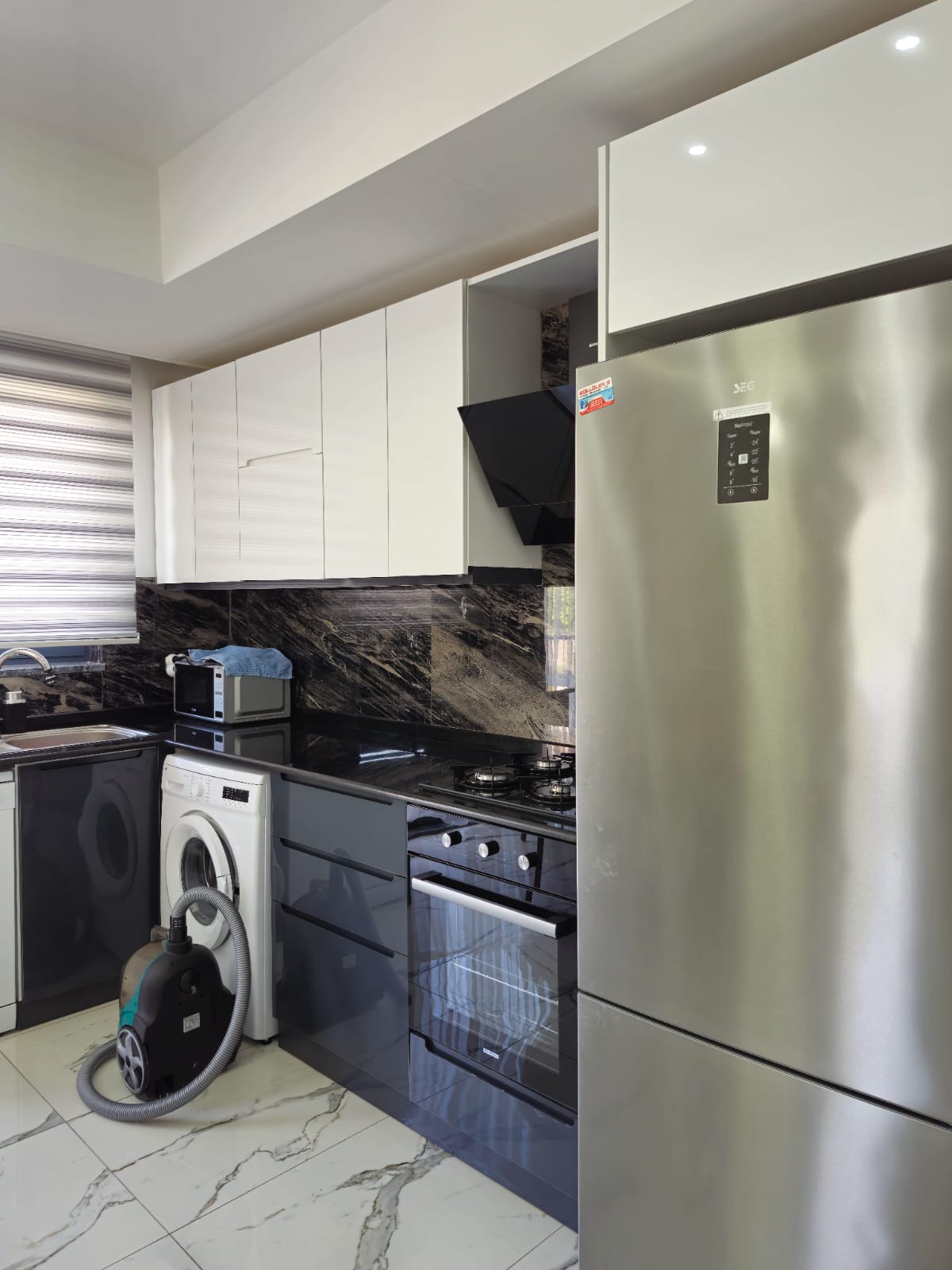 ALANYA KESTEL – CALIFORNIA RESIDENCE'DA DENİZE 150 METRE MESAFEDE EŞYALI SATILIK 1+1 DAİRE - 9