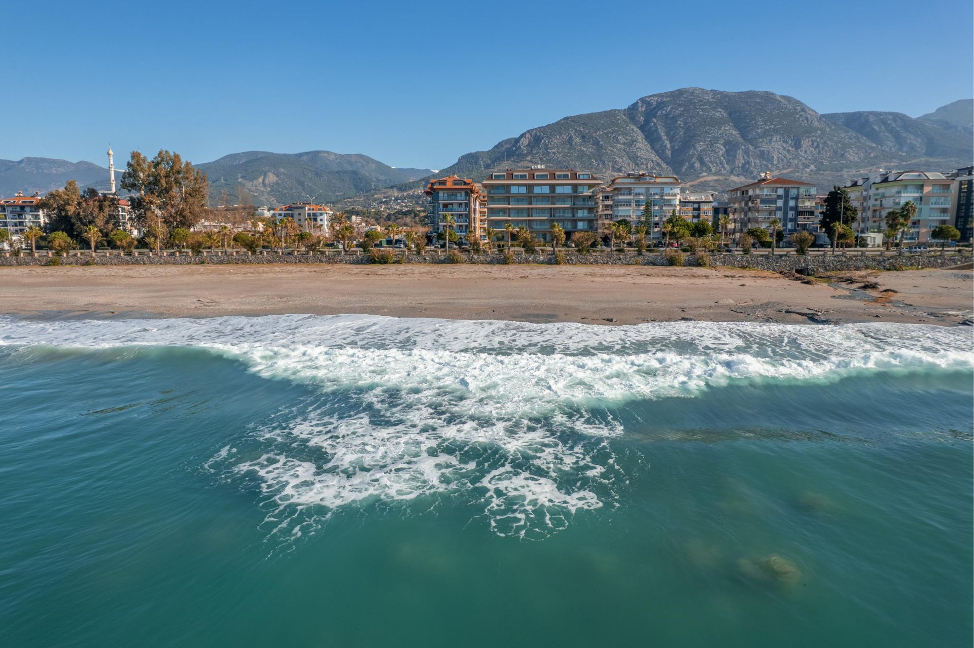 Alanya Kestel 23 Beach Residence'ta Satılık 1+1 Full Eşyalı Denize Sıfır Daire - 3