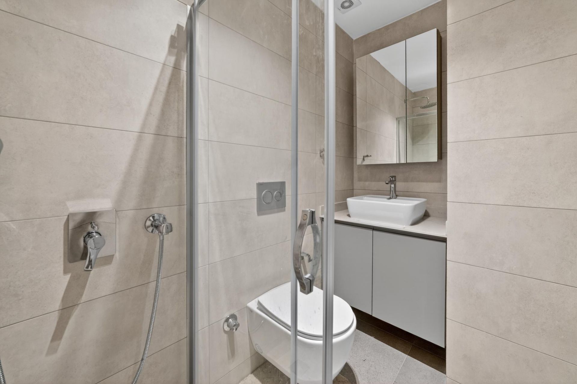 Alanya Kestel 23 Beach Residence'ta Satılık 1+1 Full Eşyalı Denize Sıfır Daire - 28