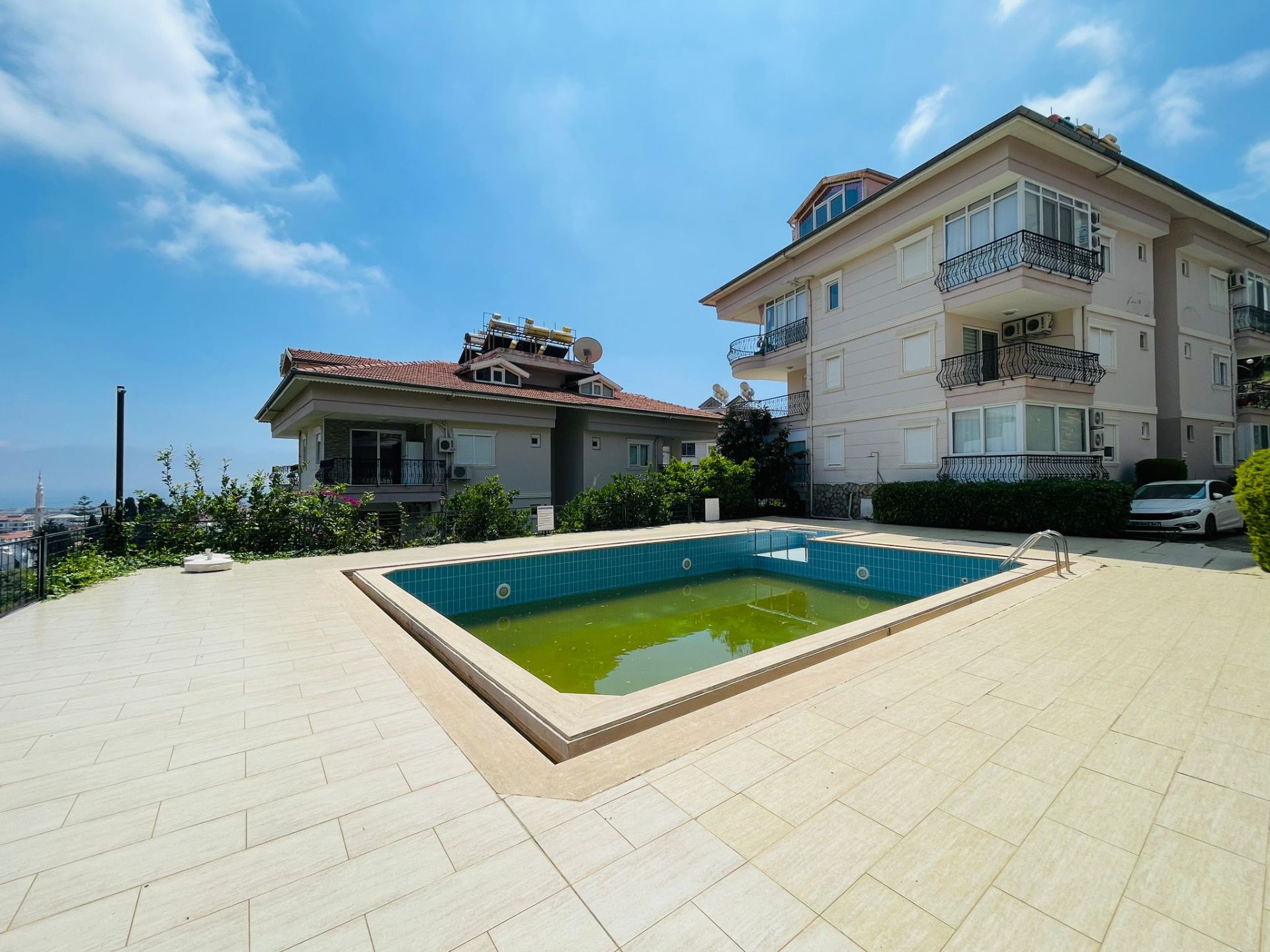 Alanya Sugözü Mahallesi'nde Satılık, Kale ve Deniz Manzaralı Full Eşyalı 2+1 Daire - 5