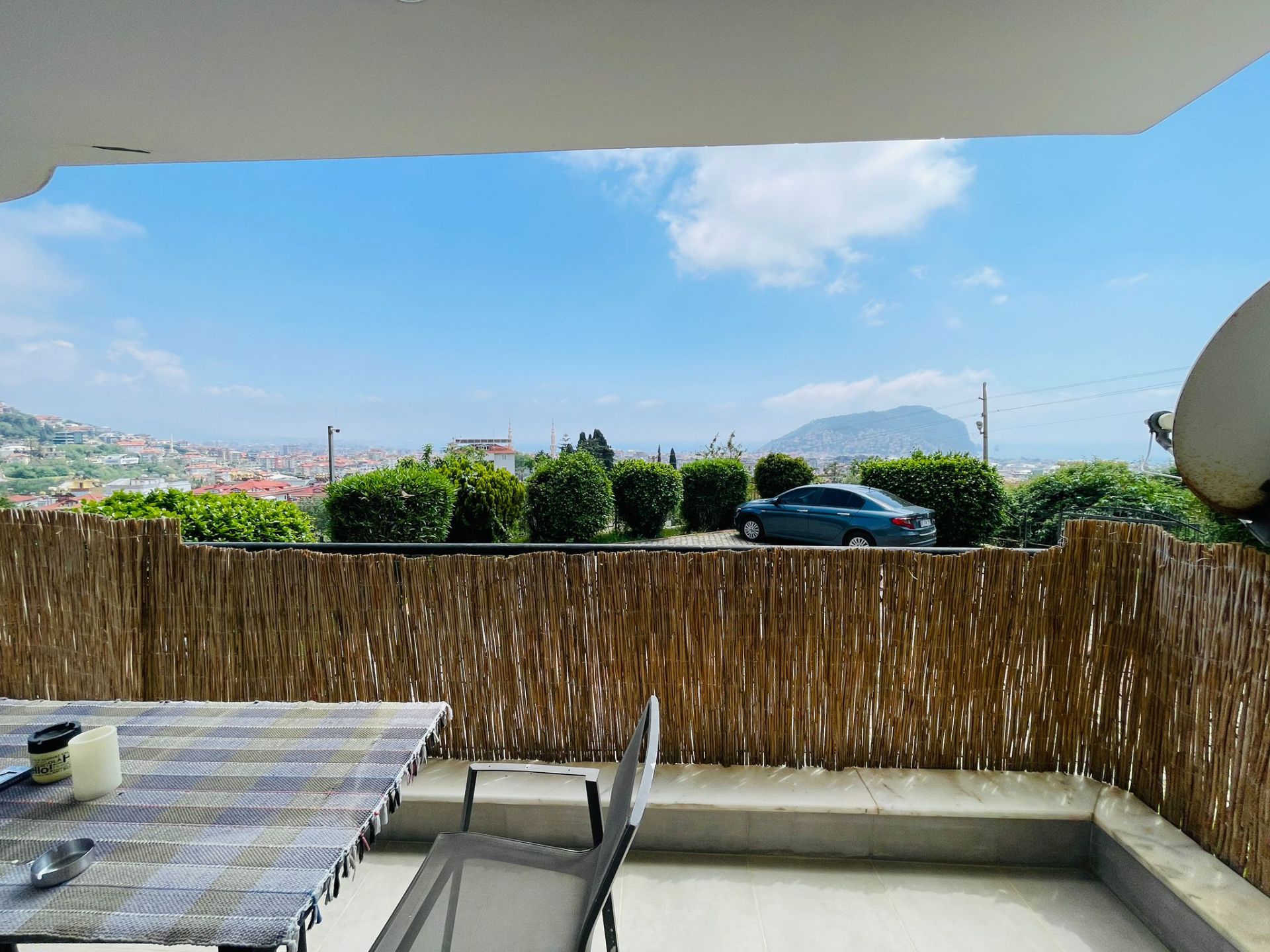Alanya Sugözü Mahallesi'nde Satılık, Kale ve Deniz Manzaralı Full Eşyalı 2+1 Daire - 25